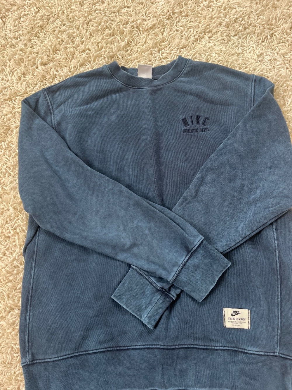 Men’s Nike Athletic Department Crewneck Size Large